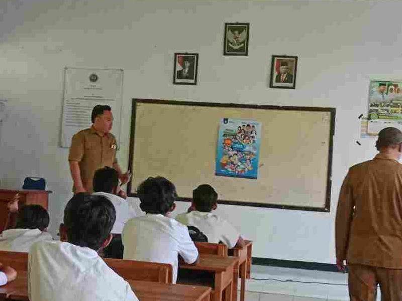 MPLS SMPN SATU ATAP TAMBAK UKIR
